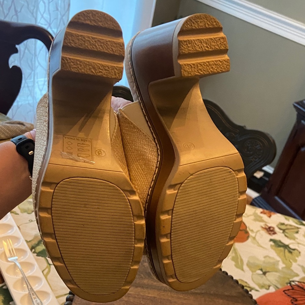 GC Scarlet Platform Mules 
Size 38 - Picture 8 of 8